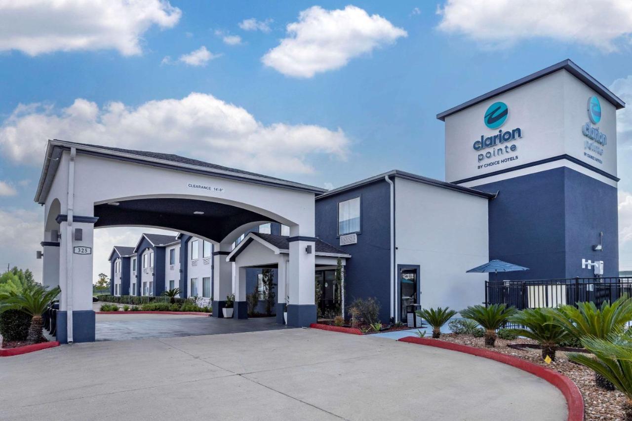 Hotel Clarion Pointe - Lake Charles 2*